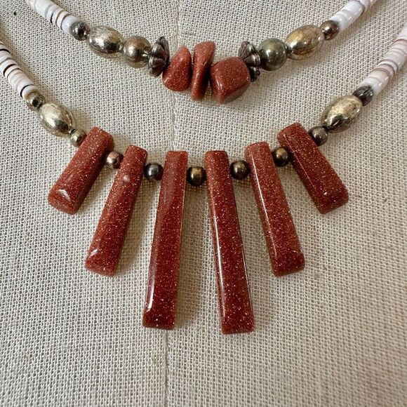 Goldstone shell silver tone double strand necklace - Picture 2 of 10